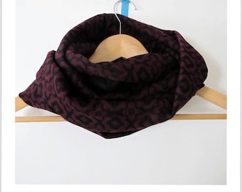 snood loop scarf black and eggplant "I'm hot"