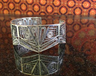 Silver filigree bracelet