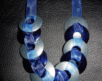 Silver Midnight Blue necklace "enrubannées washers"
