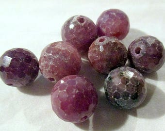 Ruby - ref20378 - drilled - faceted - x 8-11 - 11.5 mm