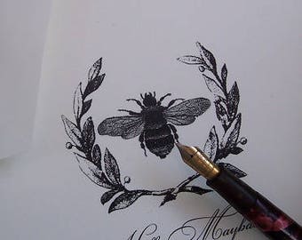Napoleonic Bee in Wreath Monogrammed Personalized Note Cards Black Ivory Set of 10 Vintage Inspired Stationery heraldic Thank You Cards