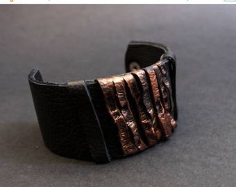 50% OFF SALE Elegant wide leather bracelet in copper color Cuff Wristband Jewelry