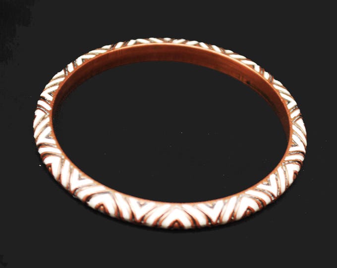 Copper Bangle - black white enamel - etched triangle - Boho Bracelet - Hippie