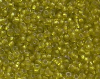10 g 2mm transparent yellow seed beads