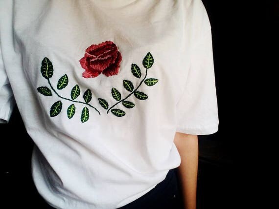 Hand Embroidered Rose T-Shirt// Medium