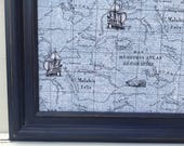 Tableau d'affichage babillard aimanté recouvert tissu carte océan ancienne noir bleu homme gars garçon cadeau lui organisation bureau pères