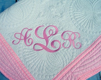 Personalized baby Quilt, Quilt, Baby Quilt, Personalized Quilt, Monogrammed Quilt, Baby Blanket, Crib Blanket, Baby Gift, Throws.