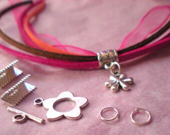 KIT * bracelet mini cuff * pink tone with flower pendant