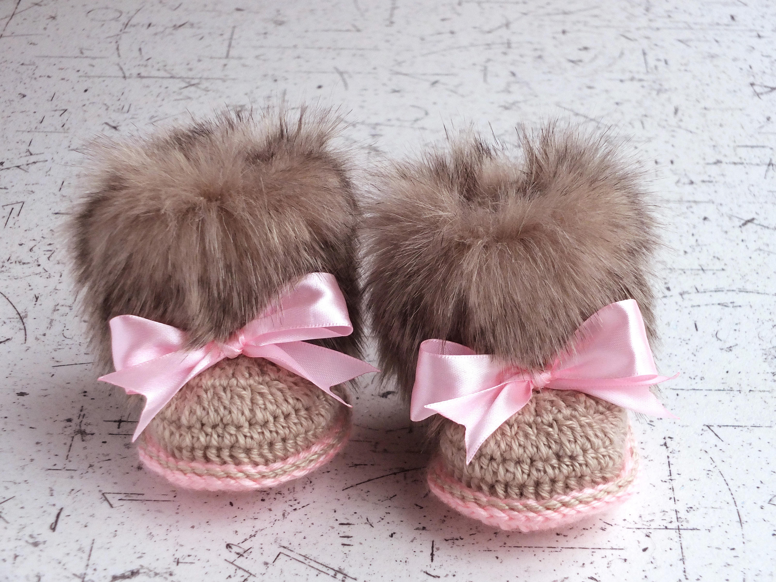 Baby girl Faux fur Booties Crochet booties Newborn winter