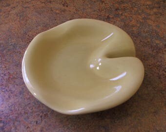 Vintage 1950s Russel Wright Sterling China Straw Yellow Ashtray