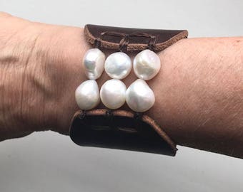 leather cuff bracelet - birthstone bracelet - anniversary gift for her - freshwater pearl bracelet - stretch bracelet for women - birthday