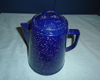 Enameled coffee pot. enamelware. Spatter painted . vintage coffee pot. coffee pot. metal coffee pot.