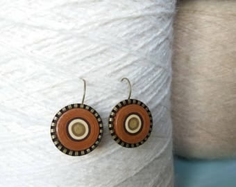 Earrings from recycled paper