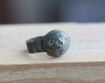 Beautiful ring amulet, US size approx. 9-9 1/2 ring#32
