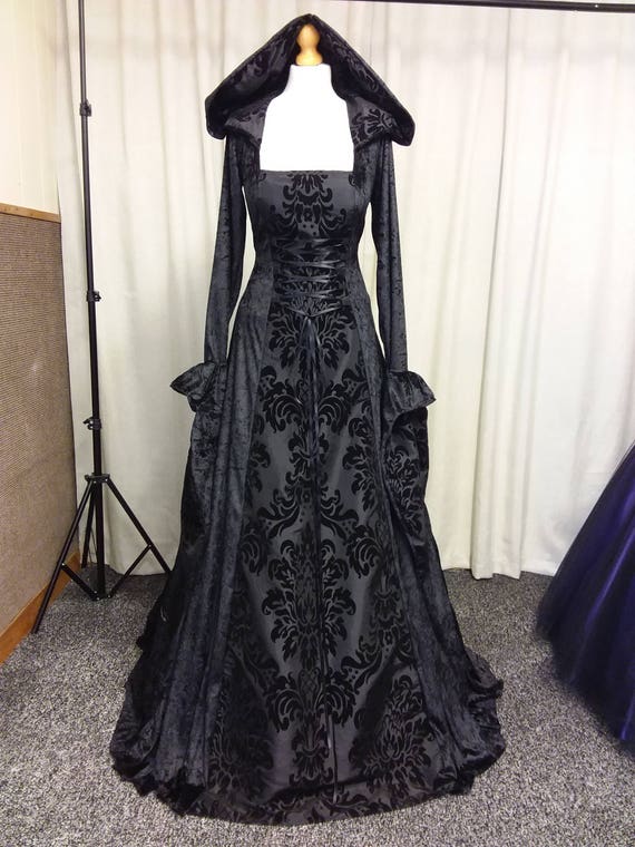 Gothic dress black medieval dress prom gown renaissance