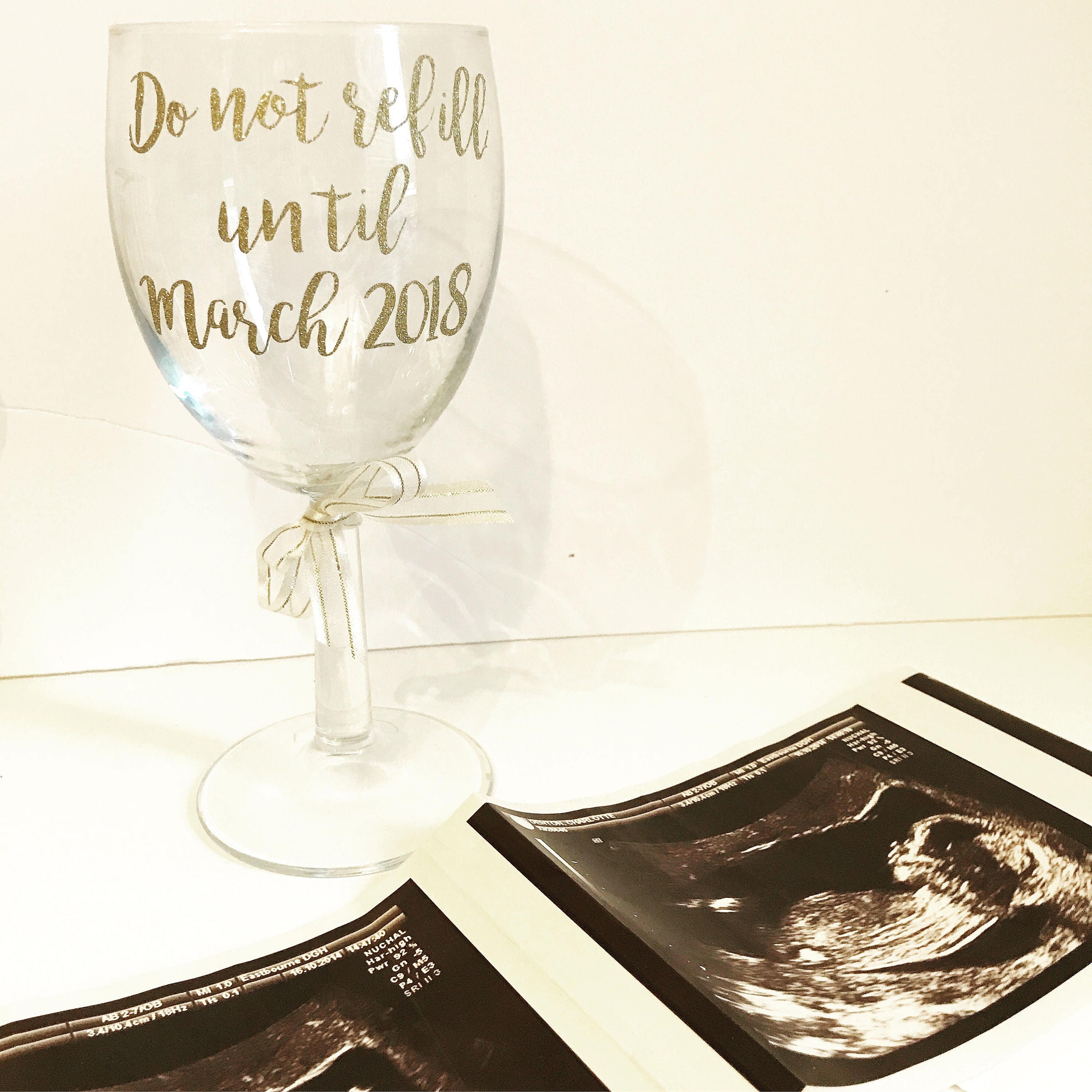 Pregnancy Announcement Wine Glass Glitter Suprise Baby Reveal