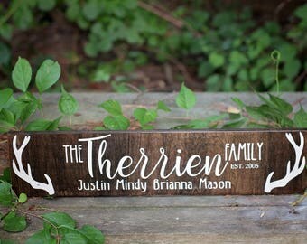 Wood Family Sign, Rustic Family Name Sign, Home Decor, Rustic Home Decoration, Deer Antler Decoration, Family Name Wooden Sign, Wood Signs