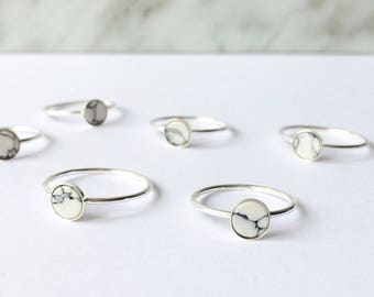 White marble ring - 6mm white and grey glass silver ring - trendy ring - white marble - silver 925 - skinny silver ring - minimalist - edgy