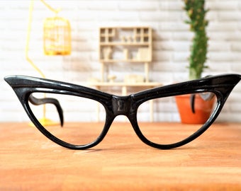 Vintage Cat Eye Frames 1990's Cateye glasses New Old Stock eyeglass Black High Winged Frames With great Temples Made In france