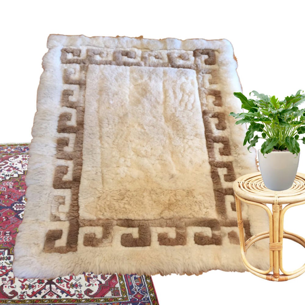 Vintage Sheepskin Rug Peruvian Textile Alpaca Rug Wall Hanging