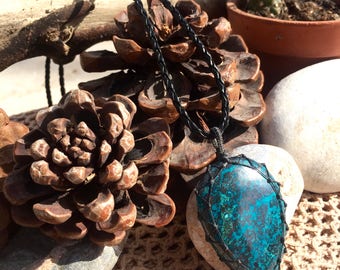 Azurite - Necklace - Handmade - Macrame - Jewellery - Healing - Stone