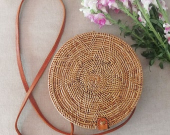 Round rattan basket bag, Bohemian round ata bag, Round shoulder bag, Boho ata round bag, Bali handwoven ata bag