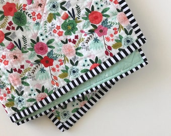 Mystic Violet Bloom WN0904029CL Quilt main image 0