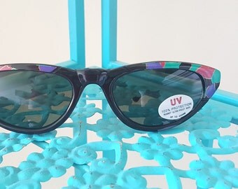 Vintage Deco Cat Eye Sunglasses, Colorful Geometric Pattern, 1990s Eyewear, New Old Stock NOS Deadstock, Retro Mod Fun 1960s Style