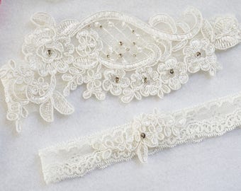 OFF WHITE wedding garter set, customizable, bridal garter, lace garter, keepsake and toss garter, wedding garter, flower garter, monogram