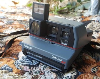 Vintage Polaroid Impulse AF AutoFocus System 600 Film Camera Untested with box
