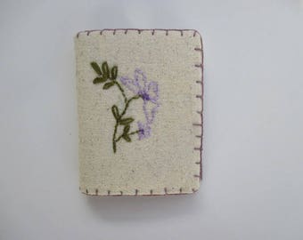 Needle Book/Needle Case/ Sewing Needle Holder