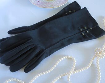 Gloves with buttons main image 1