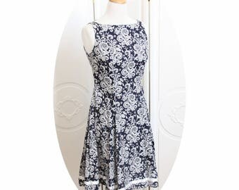 Sleeveless dress, flared skirt, blue baroque pattern Navy and white dress trapesze blue and white, Navy Blue baroque dress, short blue dress