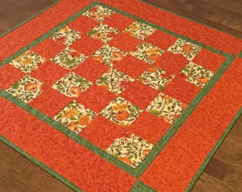 Fall Pumpkin Table Topper, Quilted Fall Runner, Quilted Table Topper, Thanksgiving Table Topper, Fall Table Decor, Autumn Runner, Fall Quilt