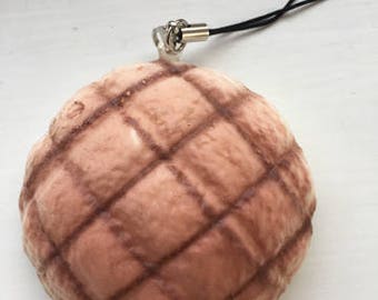 Slow rising squishy *NO DEFECTS*