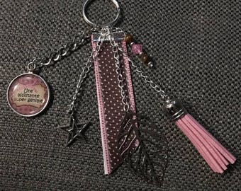 "" keychain / bag "a super awesome Assistant"
