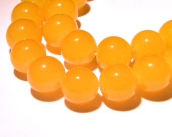 10 glass 12 mm way "jade" beads - yellow - PG261