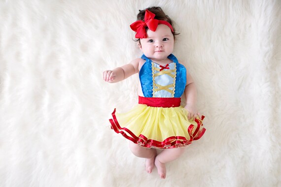 SNOW WHITE costume baby
