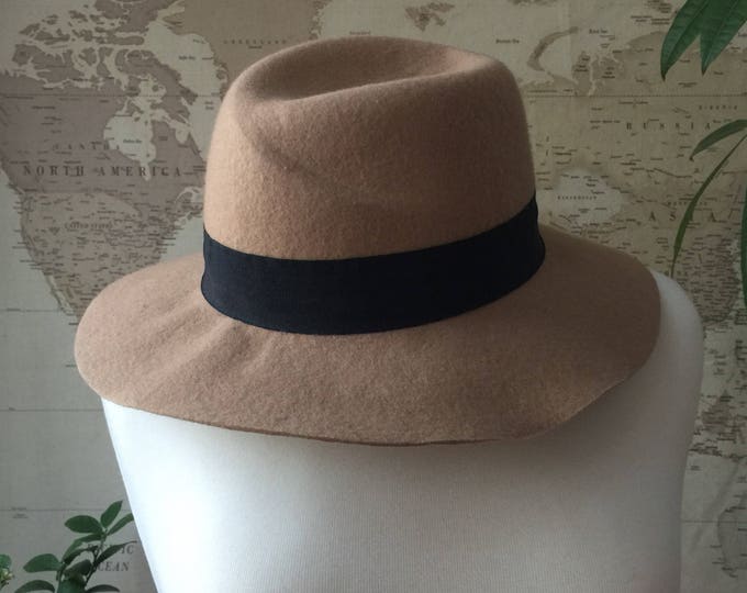 1990s Tan Felt Fedora