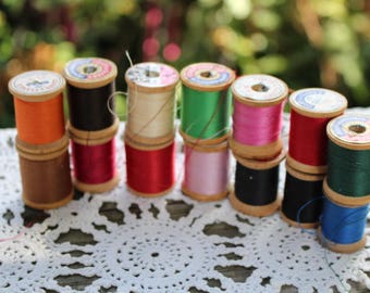 Lot of 14 Vintage Colorful Wooden Spools of Thread