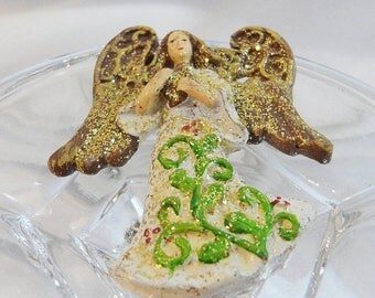 SALE Vintage Angel Brooch. Green Glitter Cherub with Harp Pin. Christmas Pin.