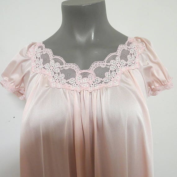 Vintage Pink Nightgown Miss Elaine 120