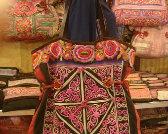Tote/vintage -Tribal-Handmade Ethnic Hmong Bag 013