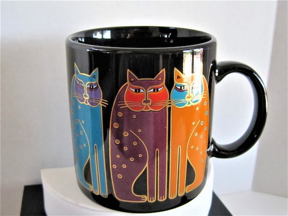 Laurel Burch Mug - Siamese Cats - 3 Cats Sitting - Vintage Cat Lovers Cup