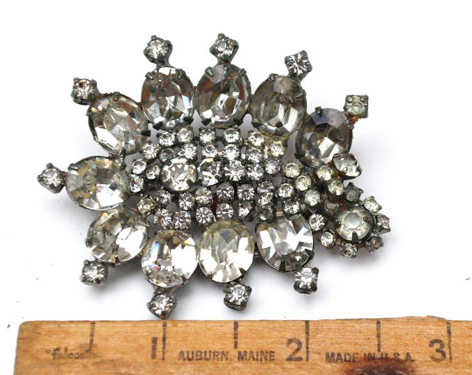 Rhinestone Brooch - signed Kramer -Clear Ice Crystal - design silver setting - Mid Century - Large Pin