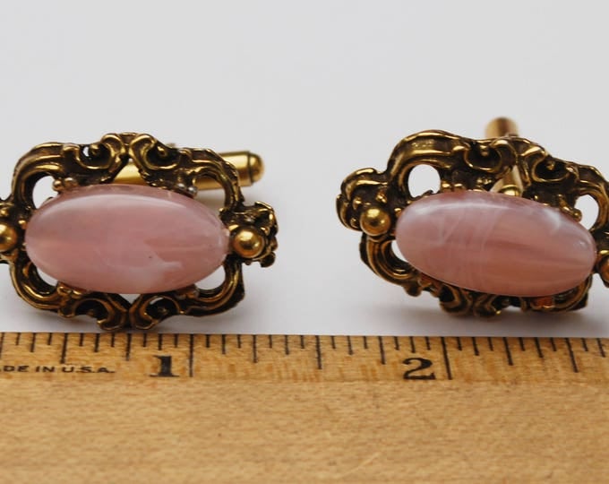 Pink Lucite cuff link - gold metal - Mid century - Oval plastic - vintage cuff links