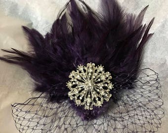Dark Purple fascinator, dark purple feather hair comb, bridesmaid hair clip, wedding hair accessories, Gatsby feather fascinator,