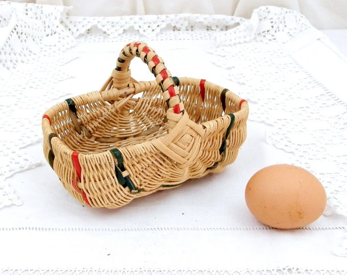 Small Vintage French Woven 1960 Child's Rattan Basket, Miniature Toy Woven Basket, Flower Arranging Accessory from France, Country Decor