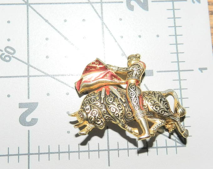 DAMASCENE Toledo matador pin, vintage pin, Vintage bullfighter pin, matador, vintage Damascene pin, Ladies Womens Jewelry Jewellery, gift