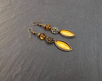 "hessa" sequin, brass, Czech glass earrings
